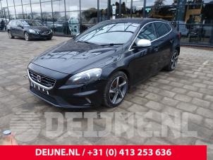 Volvo V40 12-