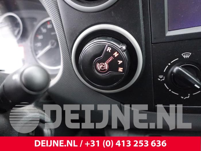 Peugeot Partner 1.6 BlueHDi 100 Sloopvoertuig (2017, Wit)