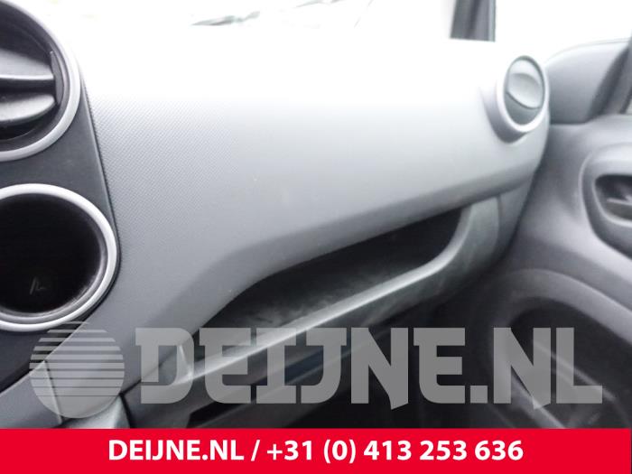 Peugeot Partner 1.6 BlueHDi 100 Sloopvoertuig (2017, Wit)