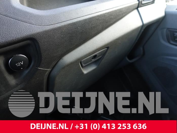 Ford Transit 2.2 TDCi 16V Sloopvoertuig (2015, Zilvergrijs)