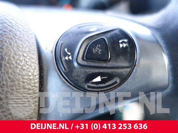 Ford Transit 2.2 TDCi 16V Sloopvoertuig (2015, Zilvergrijs)