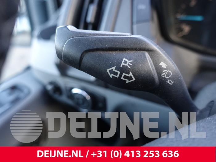 Ford Transit 2.2 TDCi 16V Sloopvoertuig (2015, Zilvergrijs)