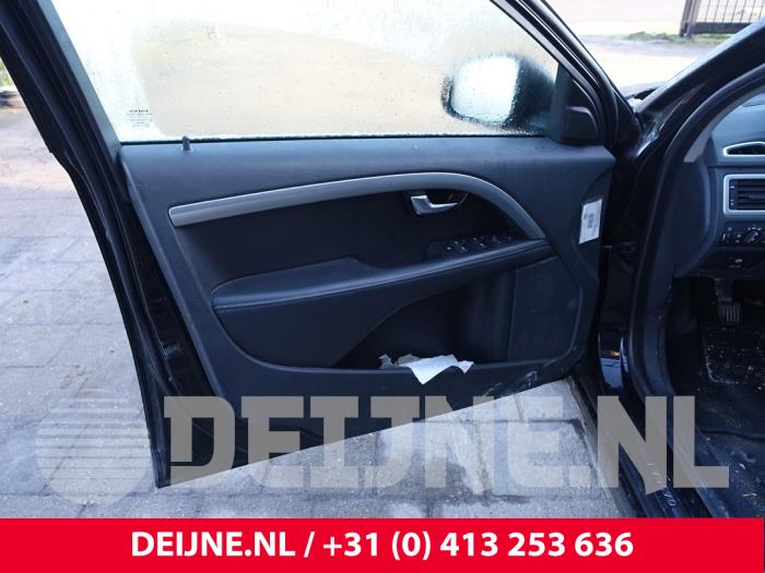 Volvo V70 1.6 DRIVe,D2 Sloopvoertuig (2011, Zwart)