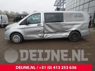 Mercedes Vito 14-