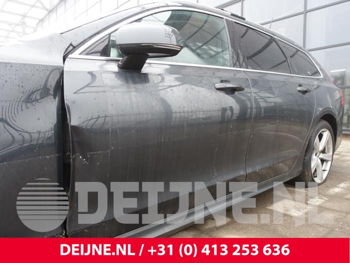 Volvo V90 II 2.0 T6 16V AWD Sloopvoertuig (2020, Grijs)