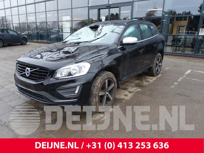 Volvo XC60 I 2.0 D4 16V Sloopvoertuig (2017, Zwart)