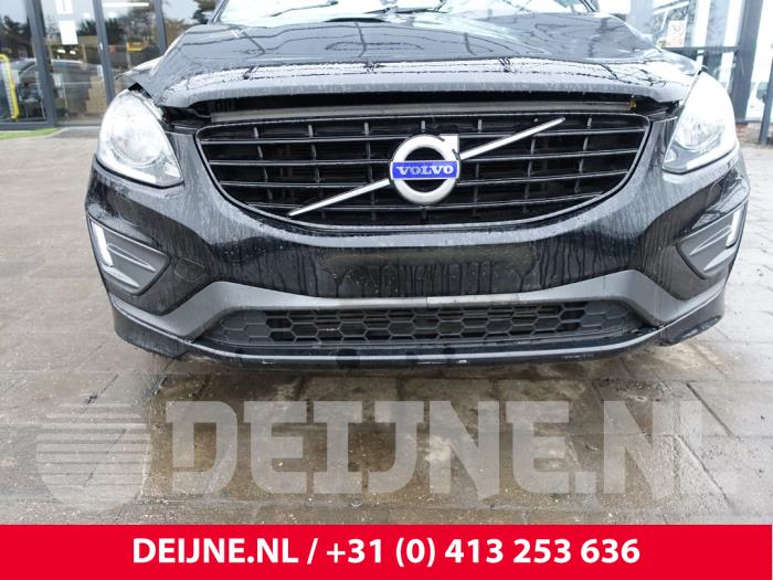 Volvo XC60 I 2.0 D4 16V Sloopvoertuig (2017, Zwart)