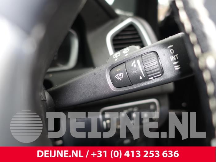 Volvo XC60 I 2.0 D4 16V Sloopvoertuig (2017, Zwart)