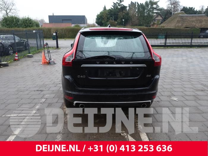 Volvo XC60 I 2.0 D4 16V Sloopvoertuig (2017, Zwart)