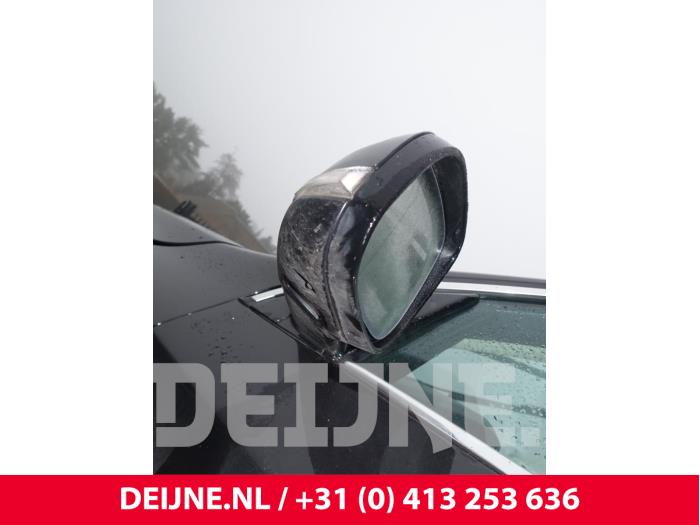 Volvo V60 I 2.4 D6 20V Plug-in Hybrid AWD Sloopvoertuig (2013, Zwart)