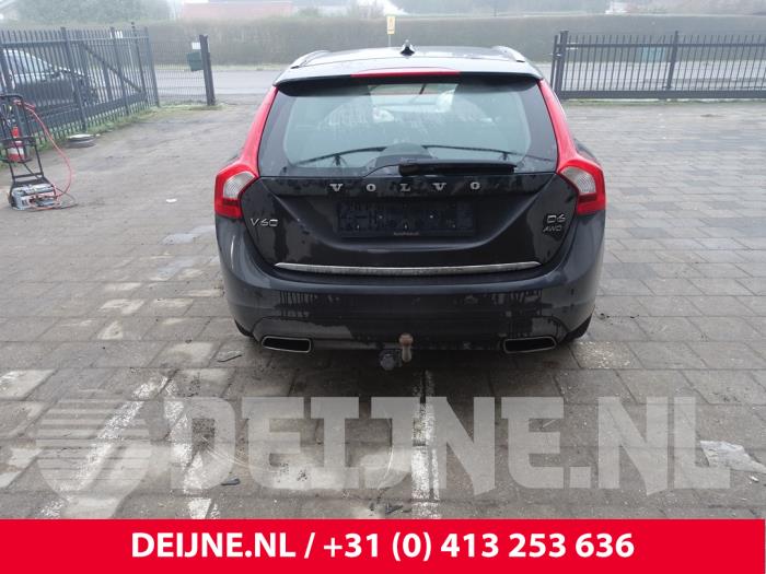 Volvo V60 I 2.4 D6 20V Plug-in Hybrid AWD Sloopvoertuig (2013, Zwart)