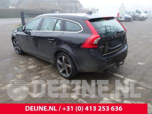 Volvo V60 I 2.4 D6 20V Plug-in Hybrid AWD Sloopvoertuig (2013, Zwart)