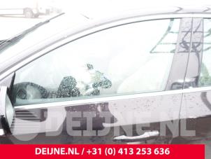 Volvo V60 I 2.4 D6 20V Plug-in Hybrid AWD Sloopvoertuig (2013, Zwart)
