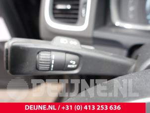 Volvo V60 I 2.4 D6 20V Plug-in Hybrid AWD Sloopvoertuig (2013, Zwart)
