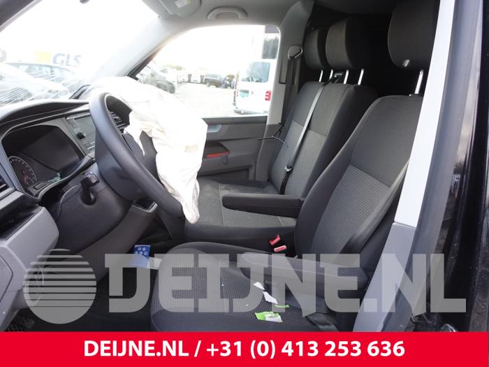 Volkswagen Transporter T6 2.0 TDI Sloopvoertuig (2021, Zwart)