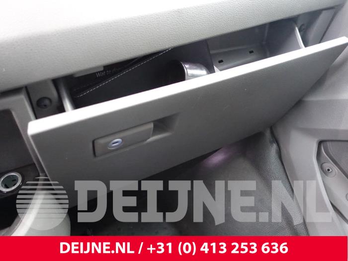 Volkswagen Transporter T6 2.0 TDI Sloopvoertuig (2021, Zwart)