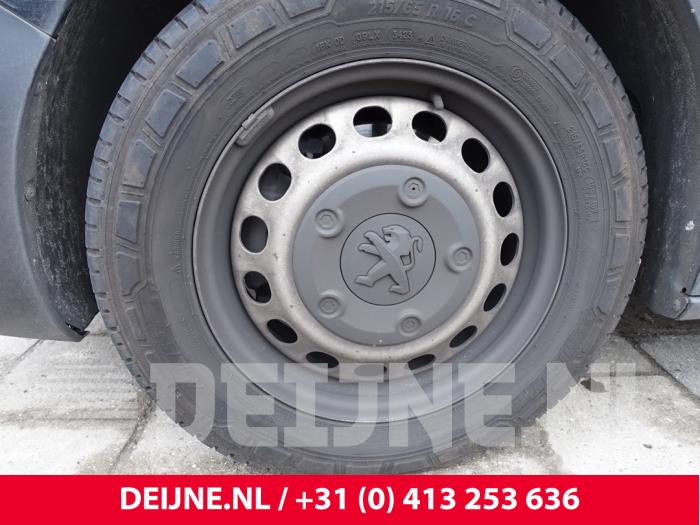 Peugeot Expert 2.0 Blue HDi 180 16V Sloopvoertuig (2019, Zwart)