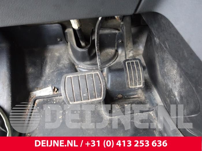 Peugeot Expert 2.0 Blue HDi 180 16V Sloopvoertuig (2019, Zwart)