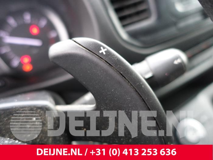 Peugeot Expert 2.0 Blue HDi 180 16V Sloopvoertuig (2019, Zwart)