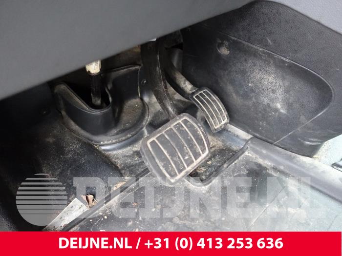 Peugeot Expert 2.0 Blue HDi 180 16V Sloopvoertuig (2019, Zwart)