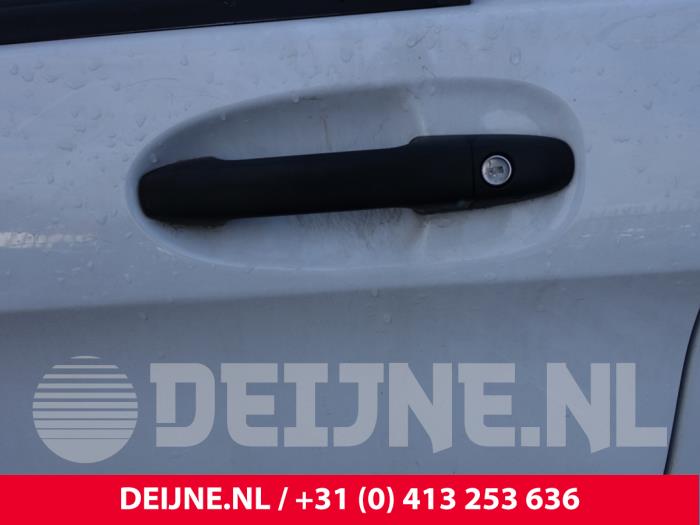 Mercedes Vito 14- Sloopvoertuig (2016, Wit)