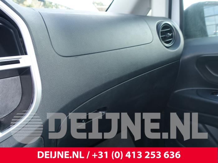 Mercedes Vito 14- Sloopvoertuig (2016, Wit)