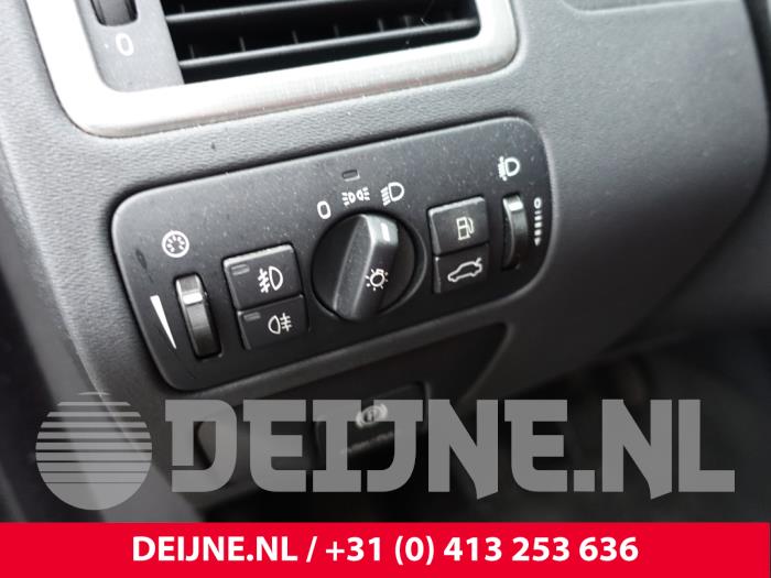 Volvo V70 2.0 D 16V Sloopvoertuig (2008, Zwart)