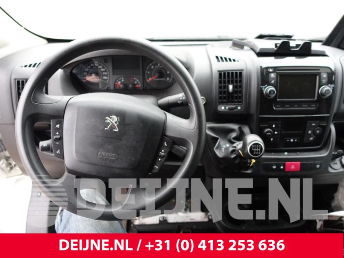 Peugeot Boxer 2.0 BlueHDi 130 Sloopvoertuig (2019, Wit)