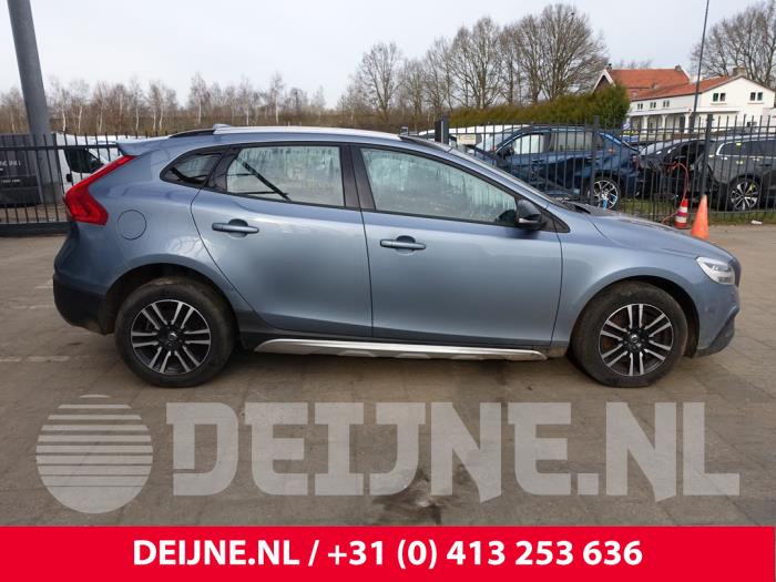 Volvo V40 Cross Country 1.5 T3 16V Geartronic Sloopvoertuig (2017, Blauw)