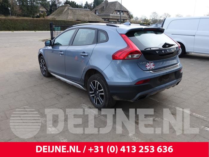 Volvo V40 Cross Country 1.5 T3 16V Geartronic Sloopvoertuig (2017, Blauw)