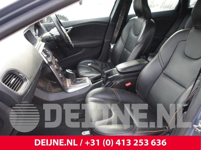 Volvo V40 Cross Country 1.5 T3 16V Geartronic Sloopvoertuig (2017, Blauw)