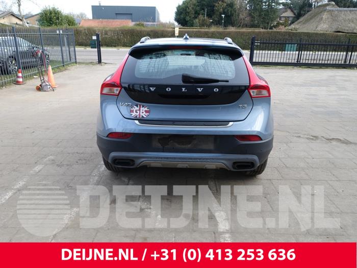 Volvo V40 Cross Country 1.5 T3 16V Geartronic Sloopvoertuig (2017, Blauw)
