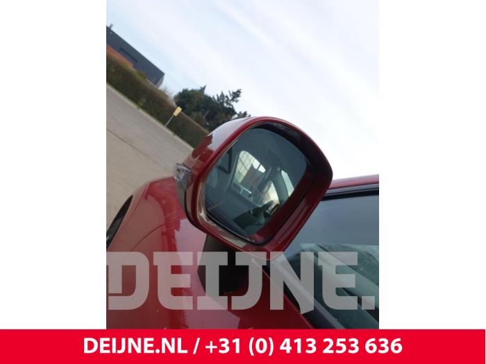 Volvo XC60 II 2.0 D4 16V AWD Sloopvoertuig (2019, Rood)