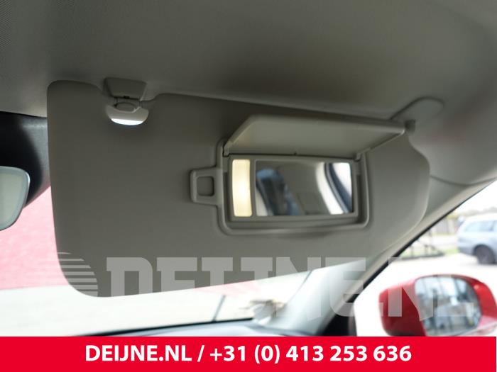 Volvo XC60 II 2.0 D4 16V AWD Sloopvoertuig (2019, Rood)