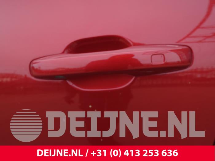 Volvo XC60 II 2.0 D4 16V AWD Sloopvoertuig (2019, Rood)