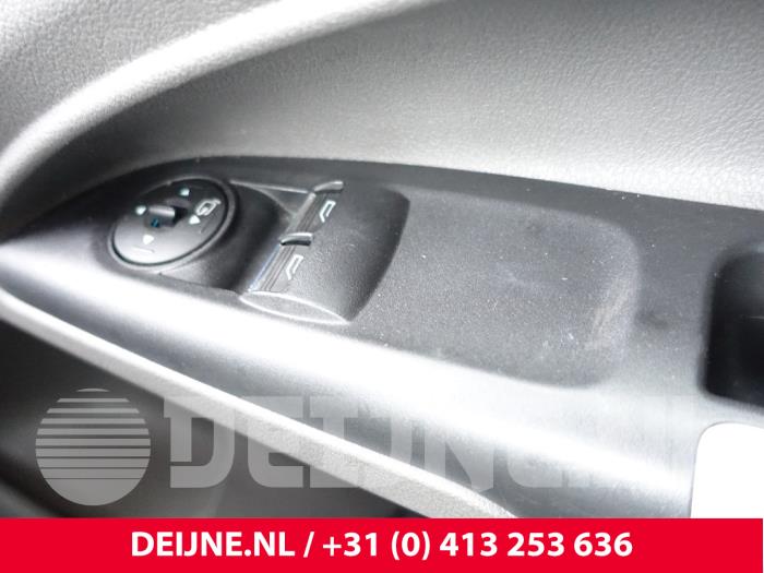 Ford Transit Connect 1.5 EcoBlue Sloopvoertuig (2023, Zwart)