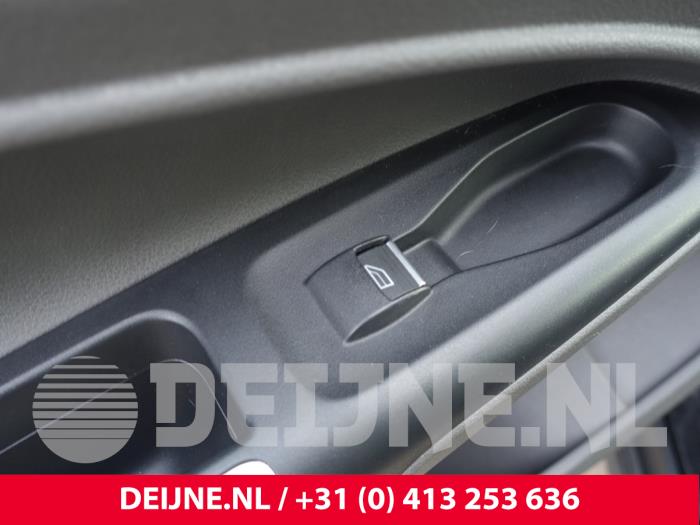 Ford Transit Connect 1.5 EcoBlue Sloopvoertuig (2023, Zwart)