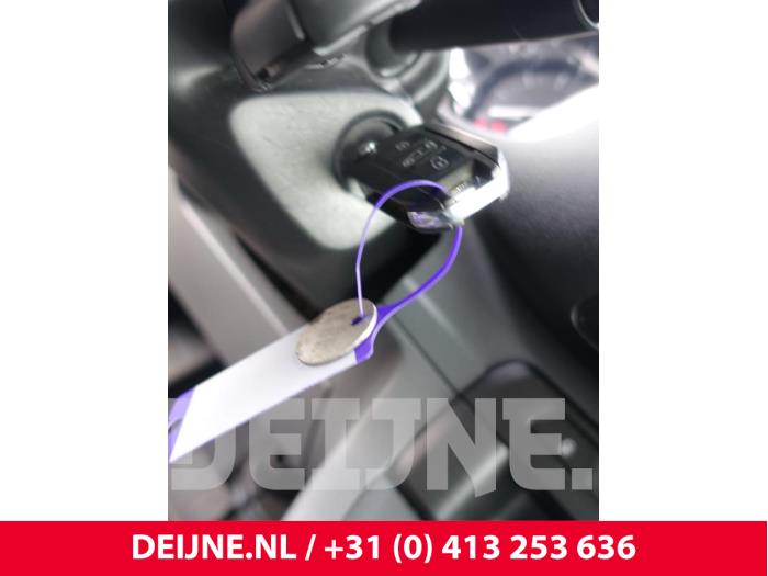Opel Vivaro 2.0 CDTI 177 Sloopvoertuig (2021, Wit)