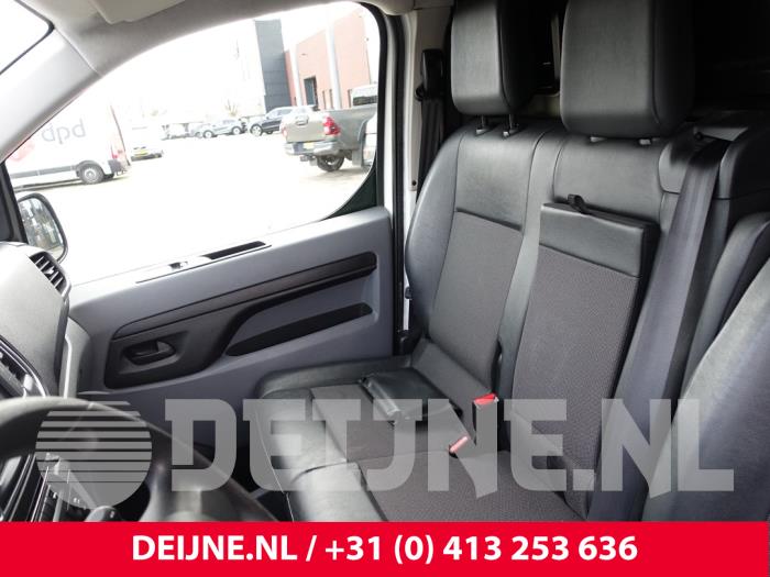 Opel Vivaro 2.0 CDTI 177 Sloopvoertuig (2021, Wit)