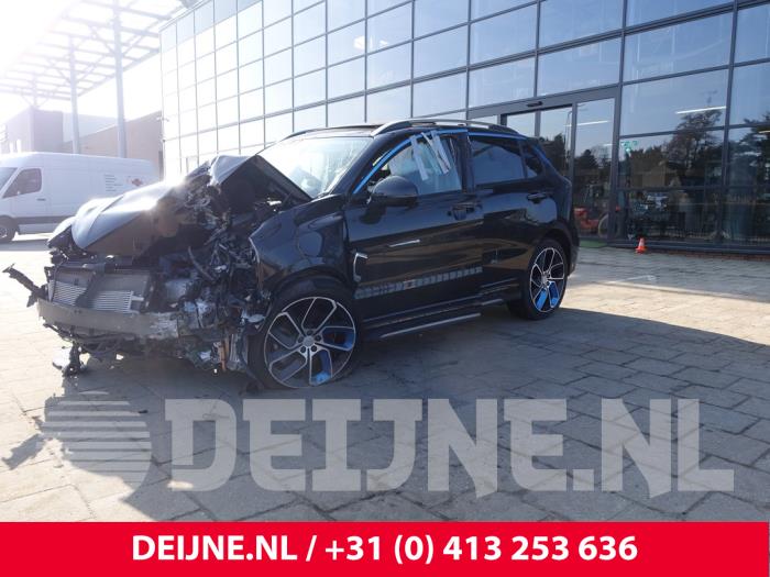 Lynk & Co 01 1.5 PHEV Sloopvoertuig (2022, Zwart)