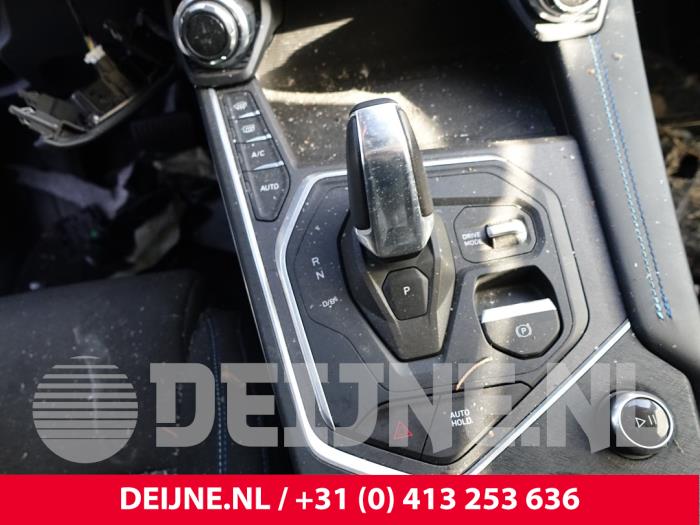 Lynk & Co 01 1.5 PHEV Sloopvoertuig (2022, Zwart)