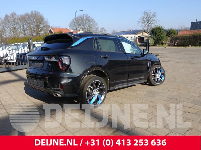 Lynk & Co 01 1.5 PHEV Sloopvoertuig (2022, Zwart)