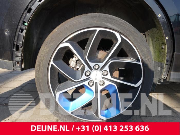 Lynk & Co 01 1.5 PHEV Sloopvoertuig (2022, Zwart)