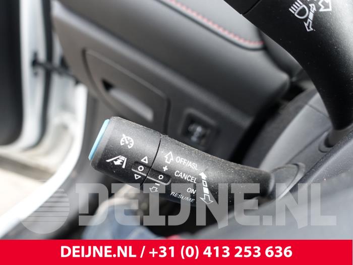 MG HS/EHS I 1.5 EHS T-GDI Hybrid Sloopvoertuig (2024, Wit)