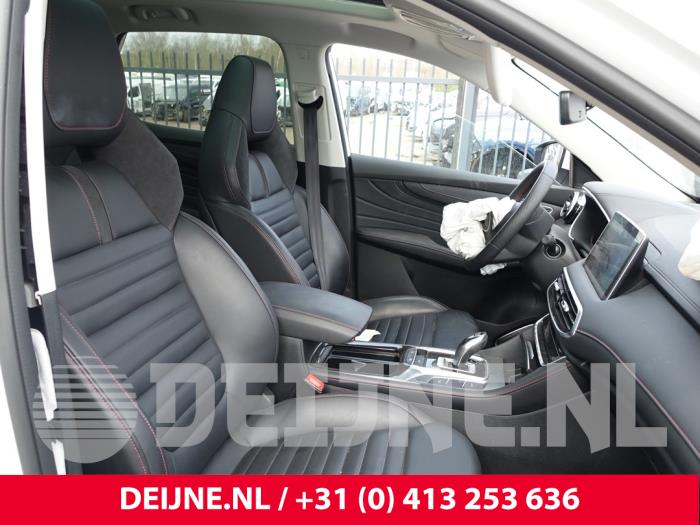 MG HS/EHS I 1.5 EHS T-GDI Hybrid Sloopvoertuig (2024, Wit)