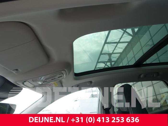 MG HS/EHS I 1.5 EHS T-GDI Hybrid Sloopvoertuig (2024, Wit)