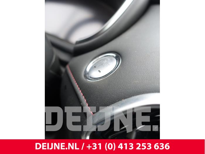 MG HS/EHS I 1.5 EHS T-GDI Hybrid Sloopvoertuig (2024, Wit)