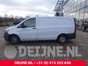 Mercedes Vito 14-