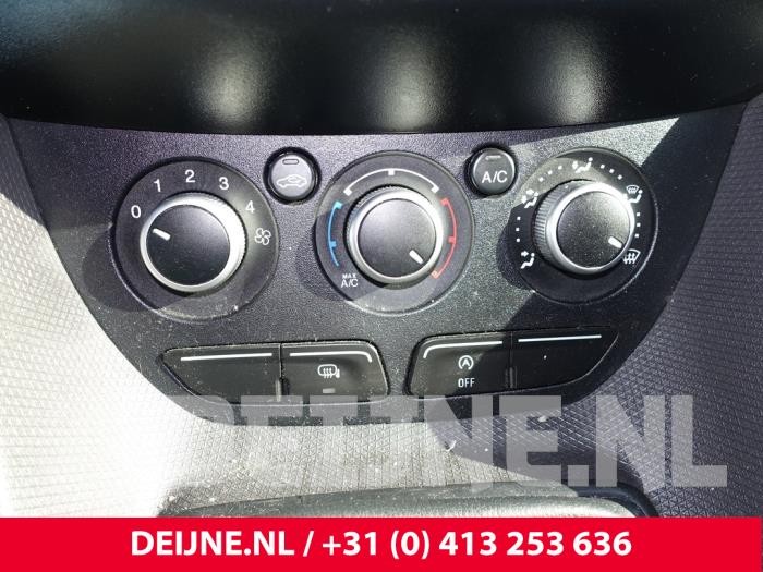 Ford Transit Connect 1.0 EcoBoost 12V Sloopvoertuig (2015, Zilvergrijs)