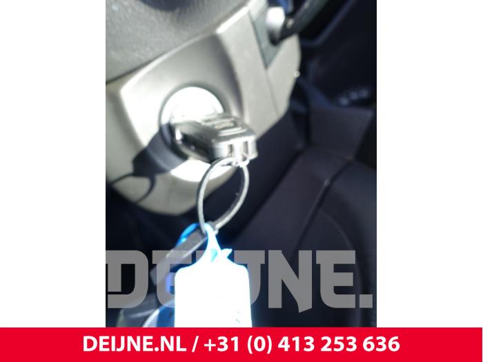 Ford Transit Connect 1.0 EcoBoost 12V Sloopvoertuig (2015, Zilvergrijs)